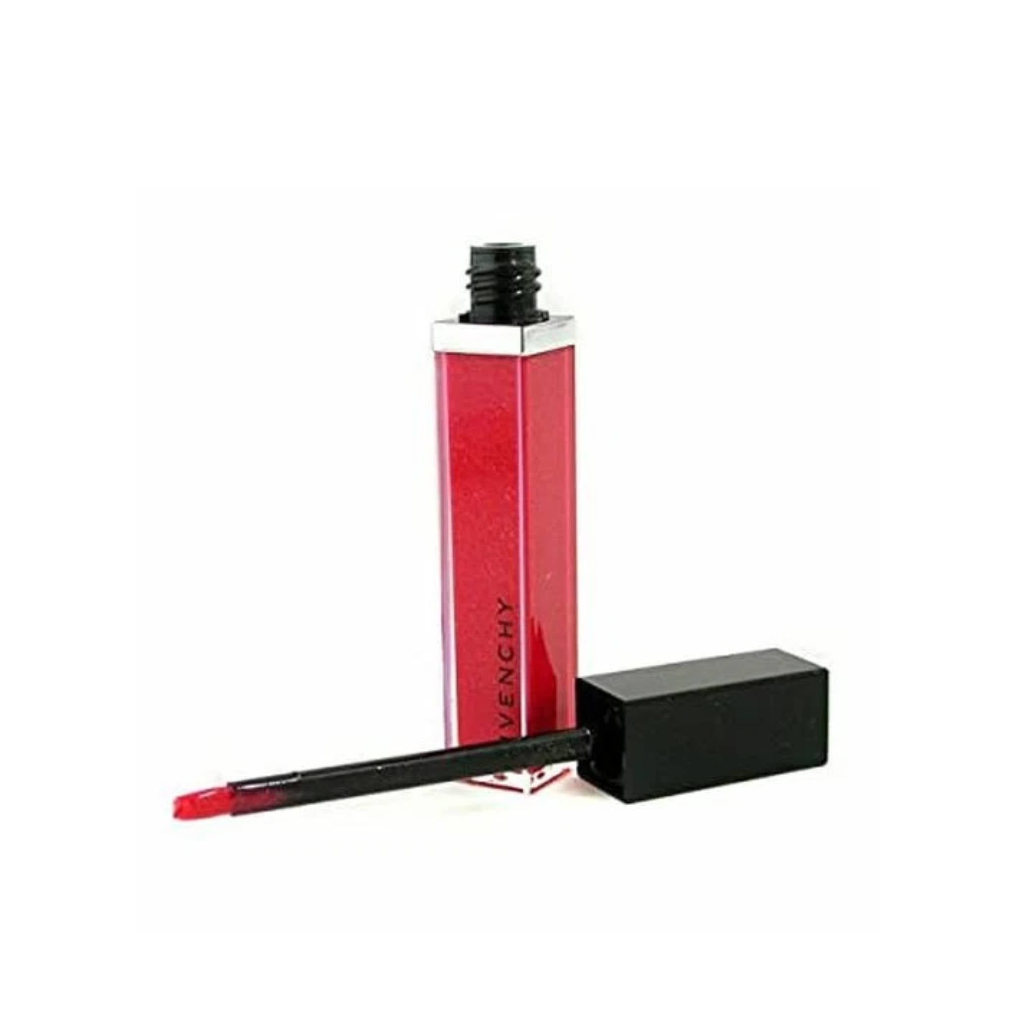 Gloss Interdit Ultra Shiny Color Plumping Effect