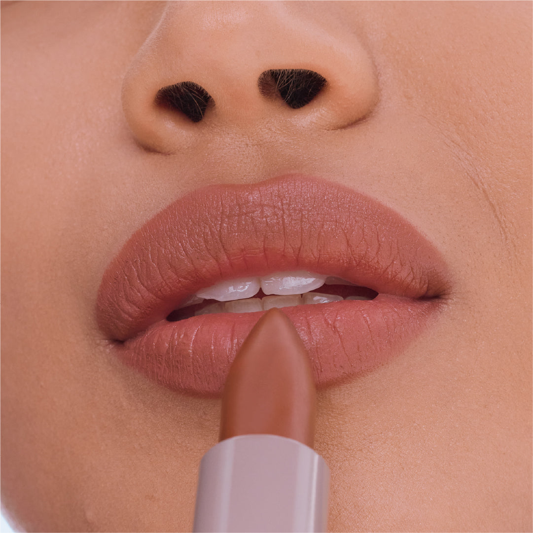 Serum Lipstick, Hydrating Lip Makeup with 8HRs of Lip Plumping Moisture with Hyaluronic Acid + Oil Blend