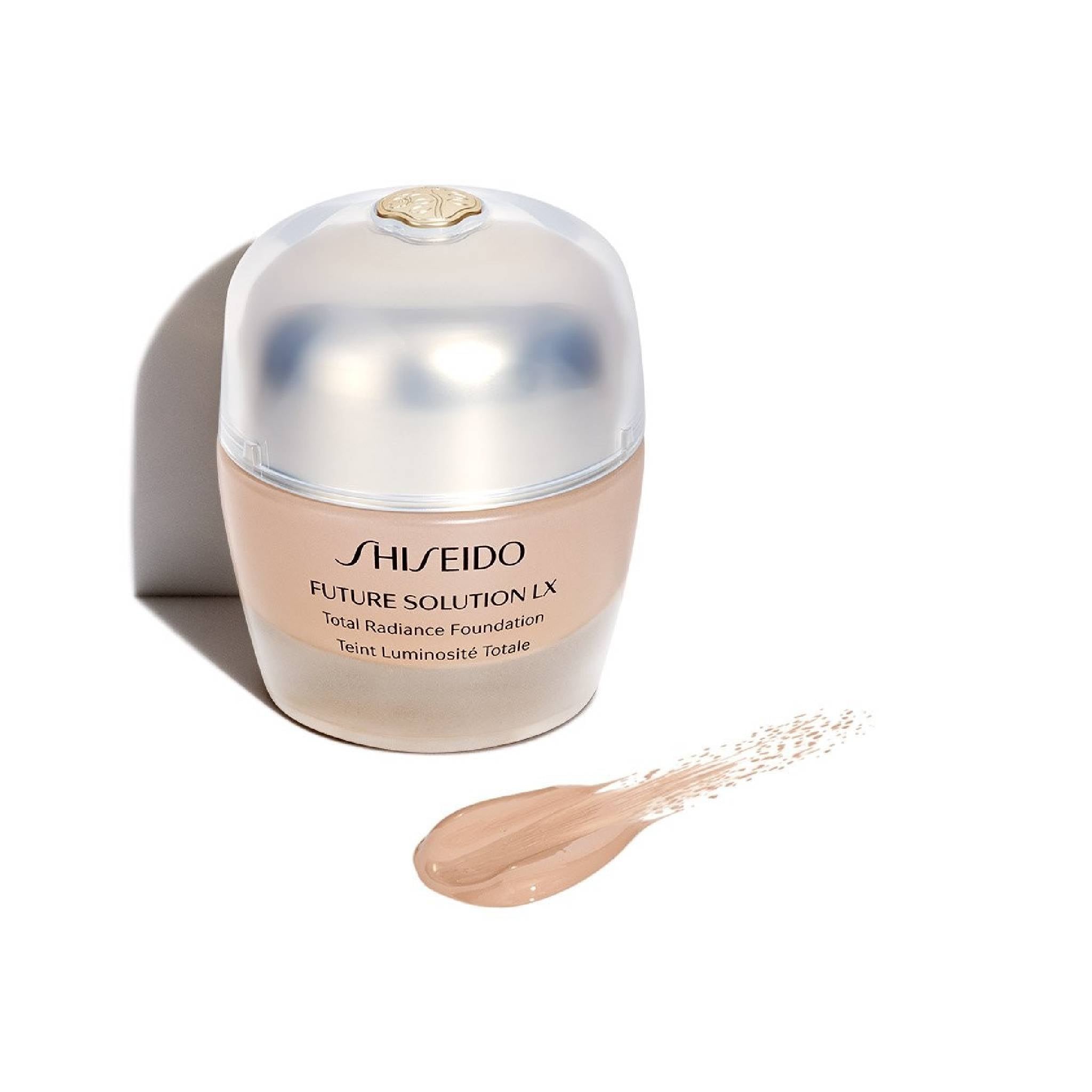 Future Solution LX Total Radiance Foundation